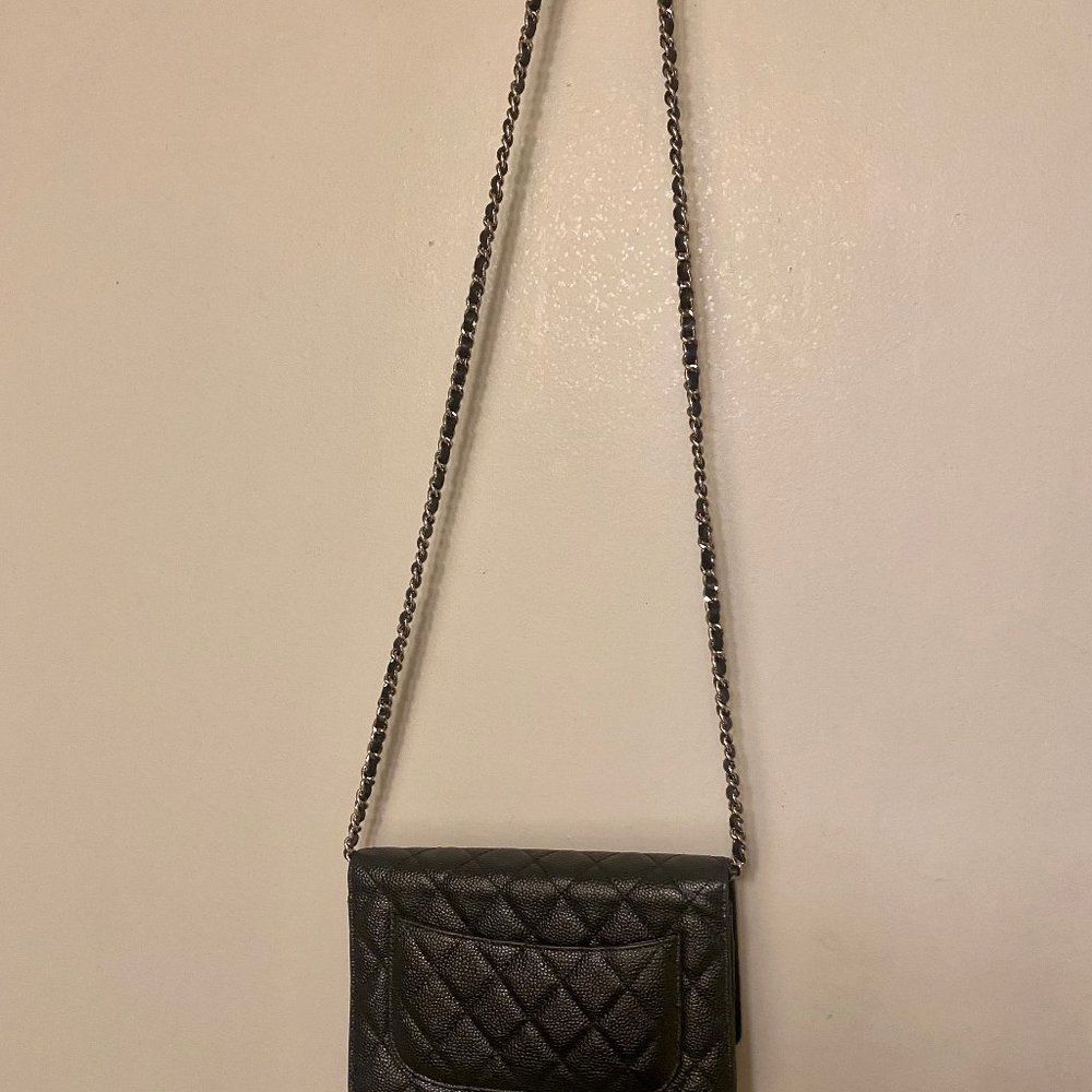 Chanel Wallet on Chain Quilted Black Leather Cross Body Bag - Picture 3 of 11